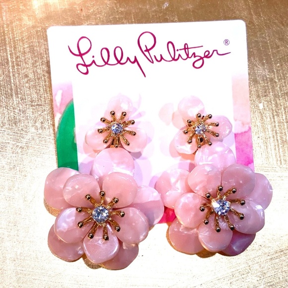 LILLY PULITZER EARRINGS NWT FLOWER BLUSH PINK - BLOOM 🩷GOLD/CRYSTAL POST - Picture 6 of 11